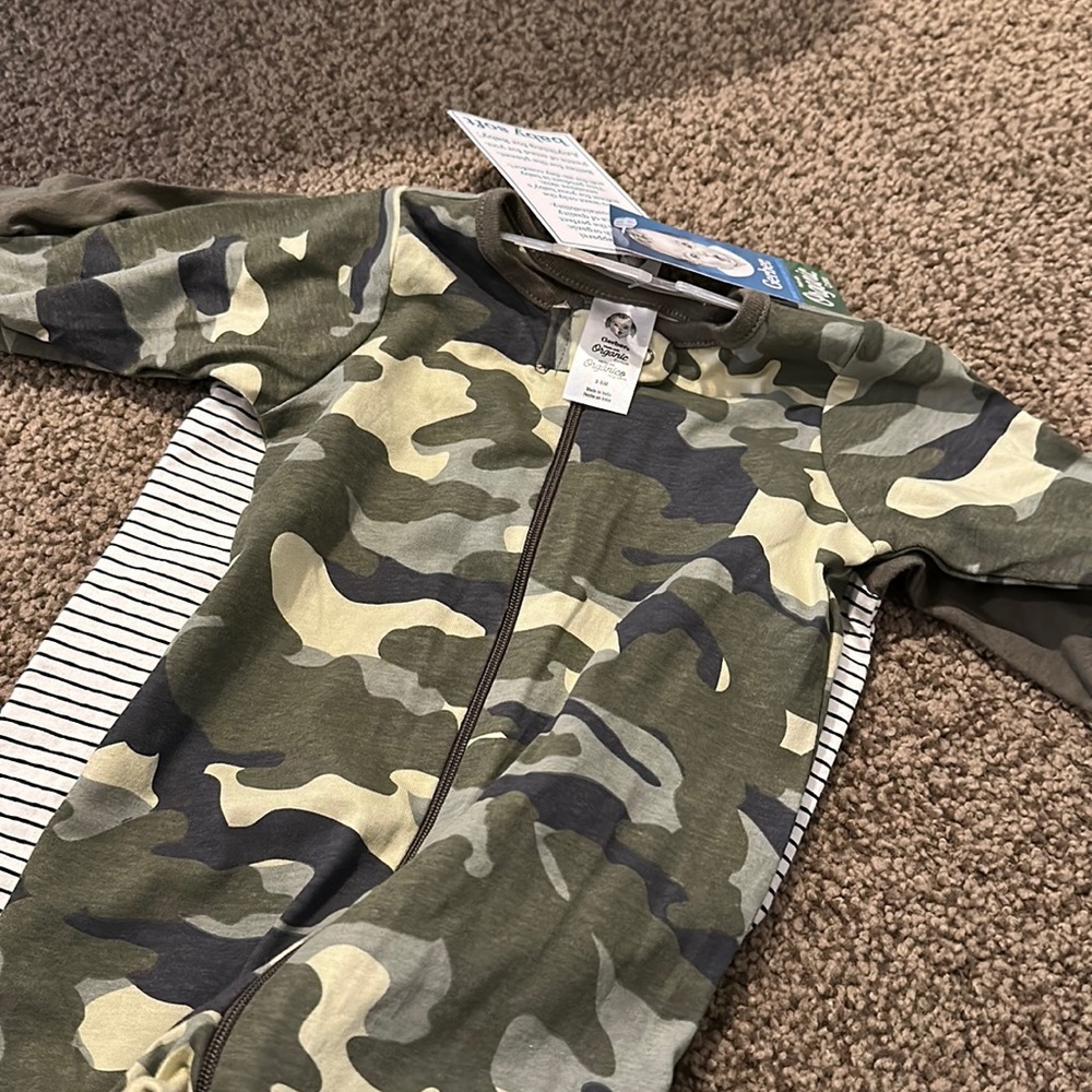 NWT Gerber organic cotton 3-6 month baby pajamas
